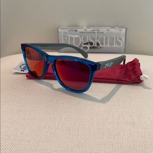 Oakley frogskins sunglasses